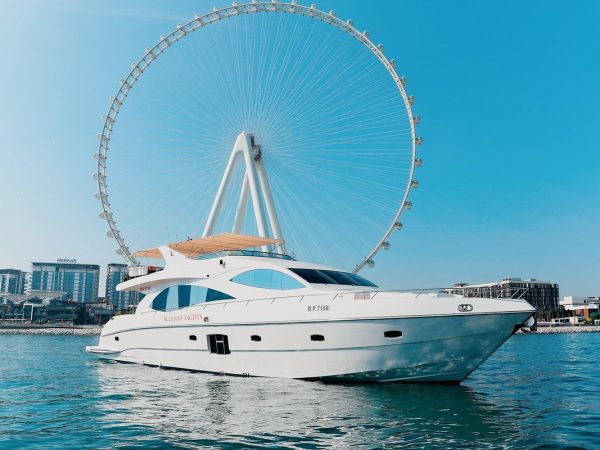 1 Hour Dubai Marina Yacht Tour